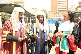 COURT CLIPS SPEAKERS POLITICAL WINGS