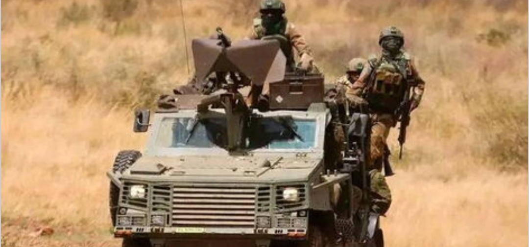 KDF VEHICLE HITS IED, LEAVES SEVERAL DEAD IN LAMU