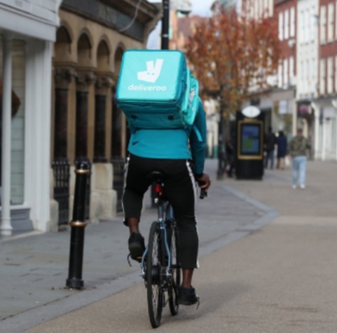 UK TO DEPORT MIGRANTS WORKING ILLEGALLY AS FOOD DELIVERY RIDERS