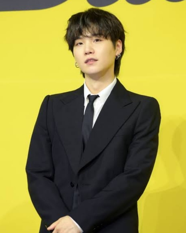 LAST MEMBER OF BTS, SUGA RETURNS FROM MANDATORY MILLITARY SERVICE