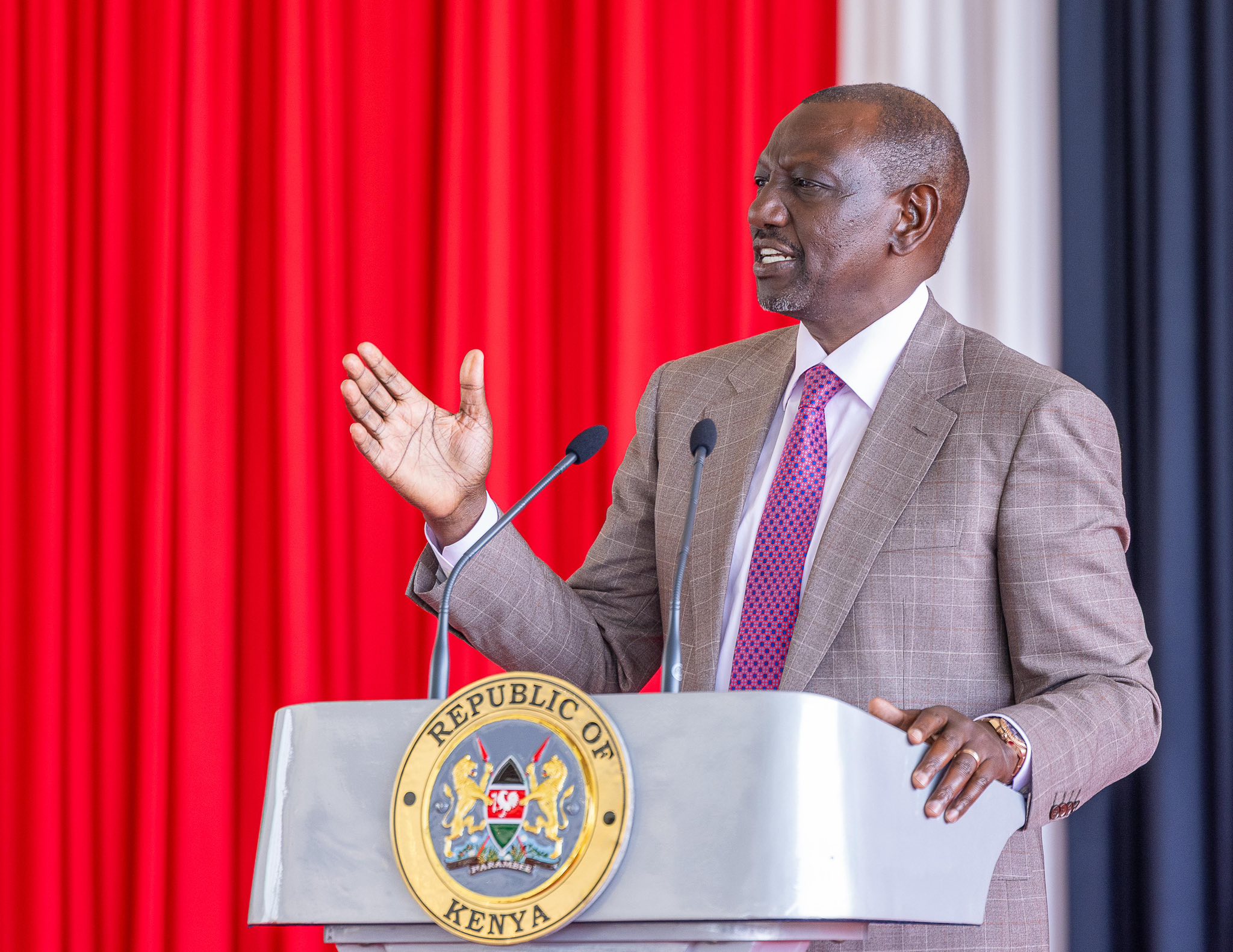 PRESIDENT RUTO CONDOLES GHANA  AFTER HELICOPTER CRASH KILLS EIGHT INCLUDING TWO MINISTERS