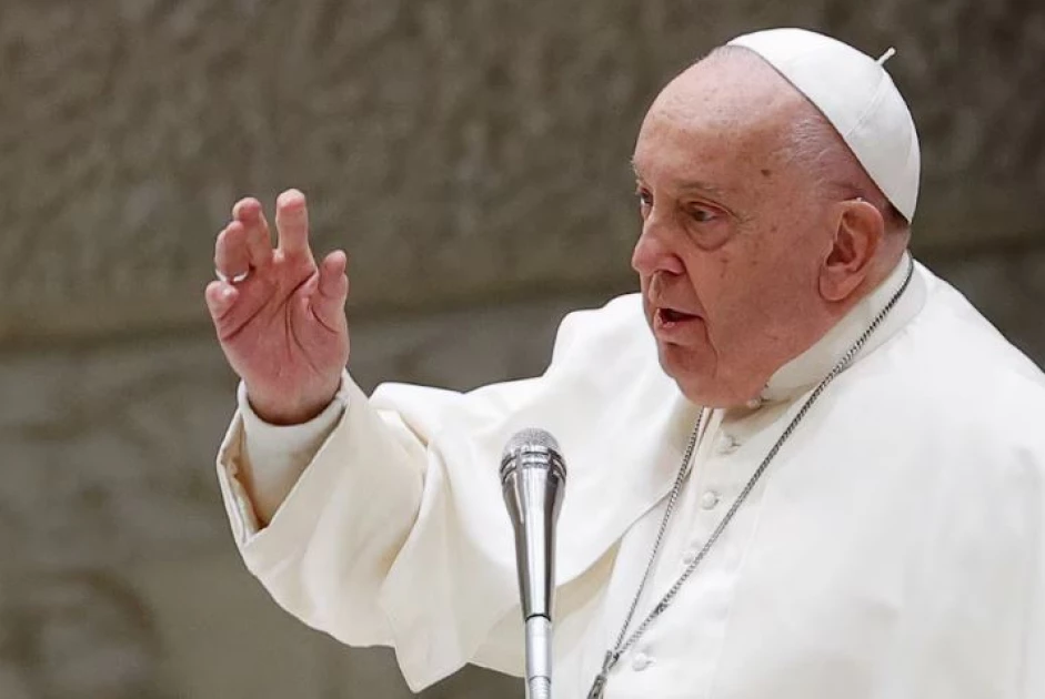 Pope Francis Calls for Gaza Ceasefire to Be "Immediately Respected"