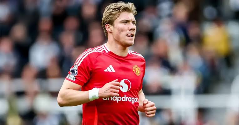 NAPOLI TARGET MAN UNITED’S RASMUS HOJLUND AFTER LUKAKU INJURY
