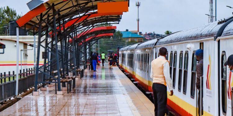 KENYA RAILWAYS OFFERS ALTERNATIVE MEANS FOR PASSANGERS STRANDED IN MOMBASA