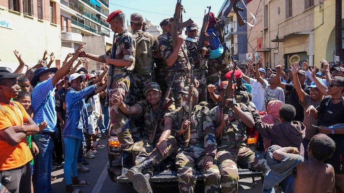 MADAGASCAN MILITARY CAPTURE POWER AFTER PRESIDENT IMPEACHED FOLLOWING GENZ PROTESTS