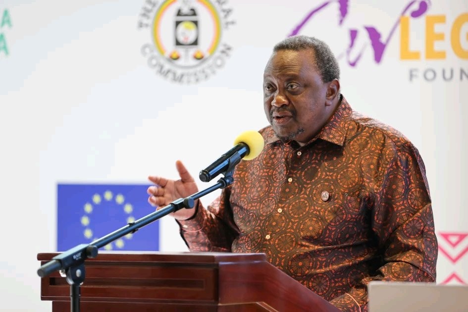 Uhuru Challenges African Youth To Rise