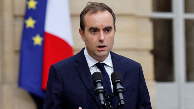 Lecornu Plays Down Parliament Dissolution as France Seeks Budget Consensus